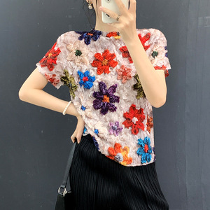 Camiseta Plisada Miyake PY2026 para Mujer, Manga Corta, Cuello Redondo, Estampada, Roja, Ajustada, Camiseta Básica Holgada y Elástica para Verano - Product Image 1