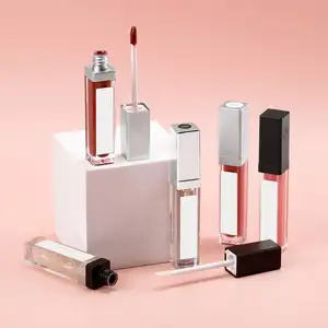 Brillo de labios con luz led y espejo, lápiz labial de etiqueta privada, colores brillantes líquidos con logotipo