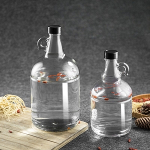 Bouteilles de <span class=keywords><strong>vin</strong></span> <span class=keywords><strong>blanc</strong></span> en verre transparent de grande capacité, vides, de qualité alimentaire, scellées, pour <span class=keywords><strong>vin</strong></span> de fruits et spiritueux – Vente en gros usine - Product Image 1