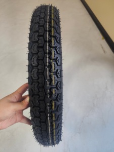 Neumático de Motocicleta de Alta Calidad, Ligero, para Motocicleta de Calle, con Marco Curvo, 80/90-16, Sin Cámara - Product Image 1