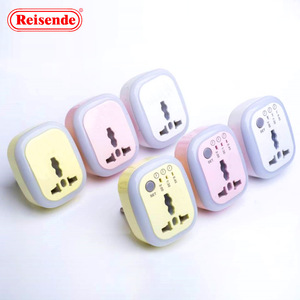 Ổ cắm chuyển đổi nguồn phát sáng hẹn giờ có đèn <span class=keywords><strong>LED</strong></span> Không có ổ cắm AC WiFi Không sản xuất tại Trung Quốc - Product Image 4