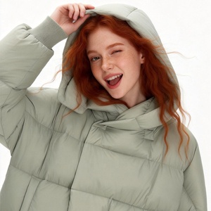 Veste matelassée pour <span class=keywords><strong>femme</strong></span>, <span class=keywords><strong>manteau</strong></span> en duvet surdimensionné - 90% duvet de canard blanc, écologique, certifié GRS, logo personnalisé, livraison rapide - Product Image 3