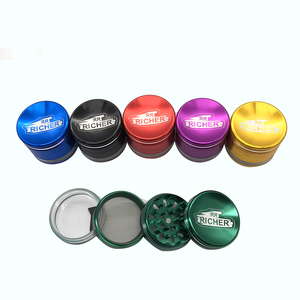 Free Sample Wholesale 40MM Metal Tobacco Zinc Alloy for Smoking Grinder with Custom Logo Manual Herb Grinder for Smoke Shops - Product Image 2