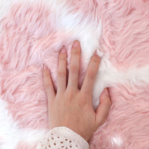 Alfombras nórdicas antideslizantes de polietileno de piel sintética y alfombras hechas a mano esponjosas de pared a pared alfombras para el hogar - Product Image 6