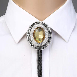 Bijoux rétro, bijoux de personnalité, créatif, réglable, cordon en corde, bolo tie, ovale, émeraude verte, jade, pendentif, bolo tie - Product Image 5