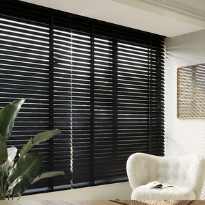 <span class=keywords><strong>Persianas</strong></span> Venecianas <span class=keywords><strong>de</strong></span> Madera al por Mayor, Automáticas, <span class=keywords><strong>de</strong></span> Madera Sintética Gruesa, <span class=keywords><strong>Persianas</strong></span> Enrollables Horizontales con Sistema Eléctrico Integrado para Hoteles, Sin Cuerda - Product Image 2