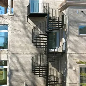 <span class=keywords><strong>Escalier</strong></span> moderne Prima durable en spirale en acier inoxydable et aluminium isolé avec marches en <span class=keywords><strong>bois</strong></span> massif, <span class=keywords><strong>rampe</strong></span> en verre, électrique, pour extérieur - Product Image 1