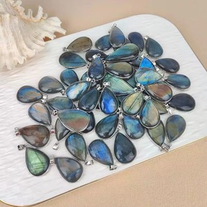 Collier <span class=keywords><strong>en</strong></span> argent 925 avec <span class=keywords><strong>pendentif</strong></span> <span class=keywords><strong>en</strong></span> cristal de labradorite bleue, bijou <span class=keywords><strong>en</strong></span> <span class=keywords><strong>pierre</strong></span> de lune pour la décoration - Product Image 1
