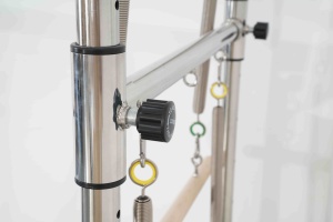 Reformer <span class=keywords><strong>Pilates</strong></span> Professionnel Portable et Réglable 3-en-1 en Bois d'Érable, Tour Cadillac, Lit de Luxe avec 15 ressorts coréens pour Studio - Product Image 3