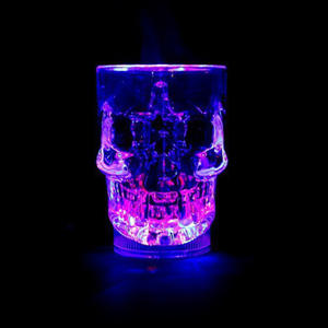 Vente chaude En Forme De Crâne Halloween Acrylique Lumineux Glow-in-the-dark Whisky Vodka Bière Tasses Creative Verres À Vin Party <span class=keywords><strong>Bar</strong></span> - Product Image 4