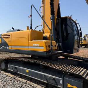 Hyundai 225LC-9s Excavatrice hydraulique coréenne d'occasion 2023 Modèle 22,5 TON sur chenilles avec moteur et moteur Hyundai Godet de 1,05 m³ à vendre - Product Image 3