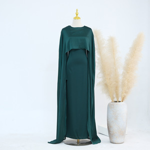 Elegante Abaya Musulmana in Stile Turco con Motivo Floreale, Set 2 Pezzi - Raso di Acetato Premium Antistatico e Antirughe per la Preghiera - Product Image 5