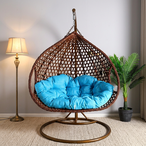 Sedia a Dondolo <span class=keywords><strong>in</strong></span> Rattan <span class=keywords><strong>per</strong></span> Esterni, Dondolo da <span class=keywords><strong>Giardino</strong></span> Comodo <span class=keywords><strong>per</strong></span> 2 Persone con Cuscino Impermeabile, Arredo <span class=keywords><strong>per</strong></span> Patio e Soggiorno - Product Image 3