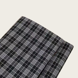 Tissu en rouleau Urban Crisp 18s, tissage uni mélangé, teint en fil, pour chemises, blouses et confection, résistant aux plis - Product Image 3