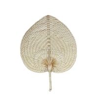 Hiçbir MOQ zanaat çocuk serin ve retro örgü el Fan kalp/Handwoven kişiselleştirilmiş palmiye Rattan el fanlar