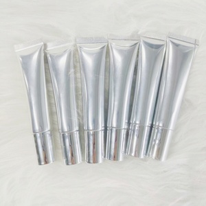 Voluminizador de <span class=keywords><strong>Labios</strong></span> Instantáneo 3D, Líquido, con Logotipo Personalizado, 8 Tonos Modernos, Certificado MSDS, Venta al Por Mayor, No Pegajoso, Brillo Intenso - Product Image 4