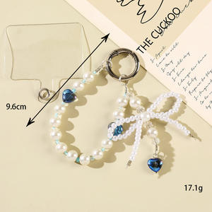 Llavero de Moda con Cuentas Acrílicas, Adorno para Mujer, Diseño de Corazón Dulce con Lazo, Cordón para Muñeca, Accesorio para Llaves - Product Image 3