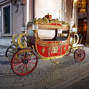 Carruaje Eléctrico de Lujo de Cuatro Ruedas para Turismo, Carruaje Real sin Caballos con Aire Acondicionado y Sonido para Bodas, 2025 - Product Image 6