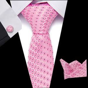 Conjunto de Tres Piezas para Hombre, Corbata, Pañuelo de Bolsillo y Puños de Poliéster con Diseño Geométrico, Transpirable, para Negocios y Uso Diario, Color Rojo Formal - Product Image 5