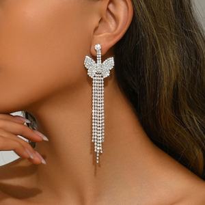 Pendientes Largos de Estilo Europeo Americano para Mujer, Par de Pendientes Modernos con Forma de Alas de Mariposa, Adelgazantes, con Diamantes, Famosos en Internet - Product Image 2