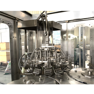 विश्वसनीय उच्च सुरक्षा कारक 8-8-3 नरम पूर्णतः स्वचालित 800बीपीएच उत्पादन लाइन छोटी कार्बोनेटेड पेय जल भरने की मशीन - Product Image 2