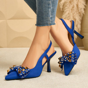 Xuanhui Eleganti Scarpe Nere con Borchie e Fiocco, Tacchi a Spillo da 8 cm, Punta Affusolata, Stile Punk Rock <span class=keywords><strong>per</strong></span> Feste e Cerimonie - Product Image 5