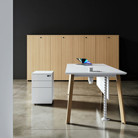 Mobilier de direction de haute qualité table en bois massif cadre en acier ordinateur de gestion bureau de luxe