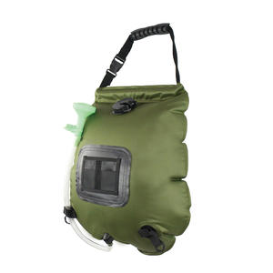 Sac de douche extérieur portable à chauffage solaire de 20 litres, stockage amovible de l'eau du bain pour le camping, ensemble de toilettes en plastique durable - Product Image 1