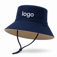 Casquette Bob Réversible Personnalisée avec Sangle Mentonnière, Faible MOQ 30 Pièces, Chapeau de Pêcheur d'Extérieur Unisexe, Casquette de Soleil avec Étiquette Tissée Brodé