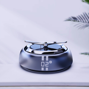 Accessoires de voiture, ventilateur solaire en alliage métallique, diffuseur d'air pour voiture, <span class=keywords><strong>parfum</strong></span> de tableau de bord pour voiture avec recharge de <span class=keywords><strong>parfum</strong></span> - Product Image 2