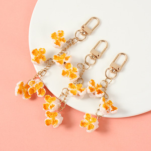 Porte-clés en forme de pop-corn simulé, jouet alimentaire amusant pour sac, pendentif décoratif imitation nourriture - Product Image 1