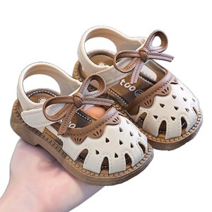 Sandal lembut bayi beruang lucu, sandal ringan, sepatu datar modis untuk musim panas, sandal EVA melengking, balita luar ruangan - Product Image 3