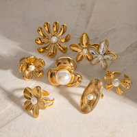 MECYLIFE Bague de luxe en acier inoxydable plaqué or 18 carats, épaisse, étanche, avec fleur de perle, ouverte et ajustable pour femme