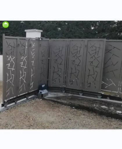 전기 정원 Palisade 담 문 자동적인 미끄러지는 안전 차도 문 알루미늄 레이저 커트 패널 도는 미끄러지는 문