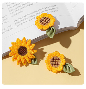 Vente en gros d'épingles en émail doux personnalisées Tournesol et épingles en métal en alliage de zinc plaqué or/argent 3D Conception de médaille de tournesol - Product Image 4