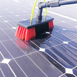 YF 5.5m 7.5m panneau solaire <span class=keywords><strong>brosse</strong></span> alimentée en eau <span class=keywords><strong>brosse</strong></span> <span class=keywords><strong>télescopique</strong></span> poteau de <span class=keywords><strong>nettoyage</strong></span> de vitres pour nettoyeur extensible véranda toit - Product Image 5