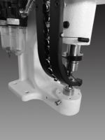 Tissu de rideau en banderole flexible pneumatique avec poinçonnage automatique, œillets d'alimentation en PVC, machine de poinçonnage à œillets