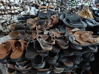 Sepatu Bekas Pria Kualitas Tinggi Kelas Satu Berbagai Ukuran 40+ Desain Fashion Kasual Model Campuran