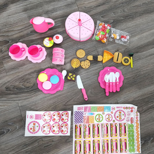 En stock aux États-Unis : Ensemble de jouets de cuisine en plastique pour enfants avec tablier et légumes, pour jeu d'imitation et de rôle, cadeau de cuisine - Product Image 6