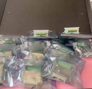 DIO-01 <span class=keywords><strong>Baumuller</strong></span> 3.0027E Controllore Servo Drive DIO-01 Modulo Driver DIO-01 DIO-01 - Product Image 2