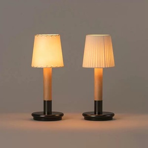 Lampe de bureau rétro de style japonais, portable, nordique, pour salle à manger, salon, chambre à coucher, café, veilleuse rechargeable - Product Image 1