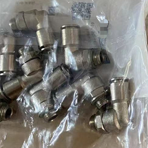 10 件装 NPQH-L-G18-Q6-wbrP10 578281 金属连接器 - Product Image 1