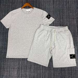 Ensemble deux pièces décontracté de luxe en coton 100% respirant pour homme, style sportif et tendance, idéal pour l'été - Product Image 3
