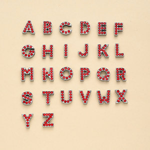 Accessori per Unghie con Lettere A-Z da 8mm Completamente Glitterate in Rosso, Decorazioni per Unghie Fai-da-Te Stile Macaron - Product Image 4