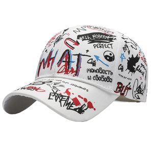 Gorra de béisbol con logotipo personalizado con estampado de letras de grafiti de primavera y otoño, gorra para deportes al aire libre con protección solar con características comunes de tela - Product Image 1