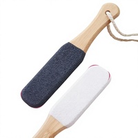Alat Pengikir Kaki Bambu Moso Bunga Kecil Biru Gagang Panjang Terlaris, Menghilangkan Kulit Mati dan Kapalan, untuk Penggunaan di Rumah