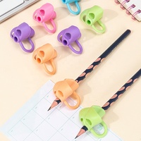 Poignées de crayon pour l'écriture manuscrite des enfants, outils de correction de posture ergonomique à trois doigts