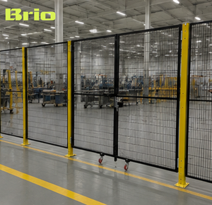 Barrière de sécurité verrouillable Brio Logistics pour la protection des robots de tri et l'isolation des zones de circulation des robots <span class=keywords><strong>AGV</strong></span> en entrepôt - Product Image 2