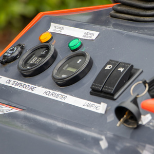 Mini Cargadora Compacta con Certificación EPA y Euro 5, Fuerza de Elevación de 320 kg, Velocidad de 0-6 km/<span class=keywords><strong>h</strong></span> para Excavación - Product Image 6