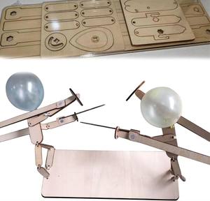 Jeu de combat de robots en bois et de figurines en bambou pour deux joueurs, idéal pour les réunions de famille et les fêtes, cadeau pour enfants - Product Image 4